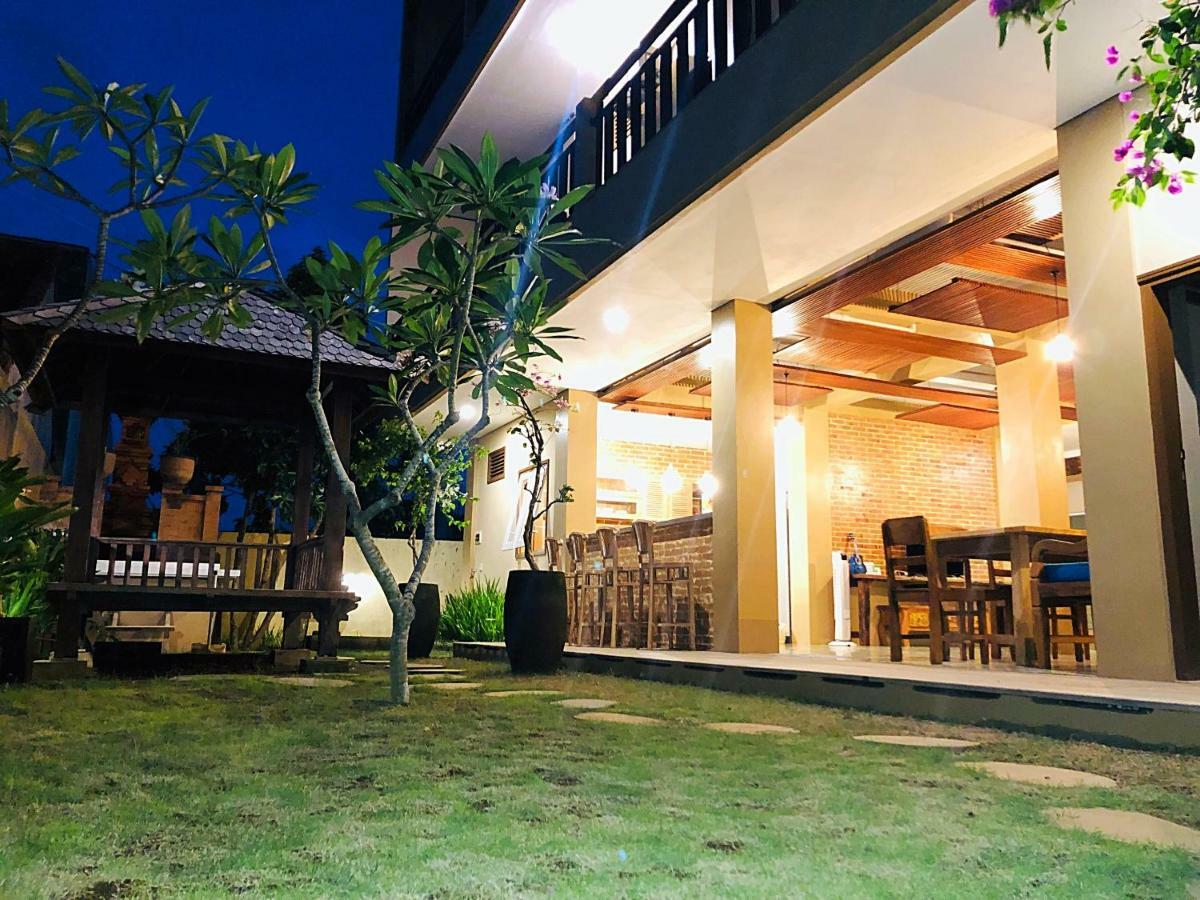 Bukawa Lodge Jimbaran Exteriör bild